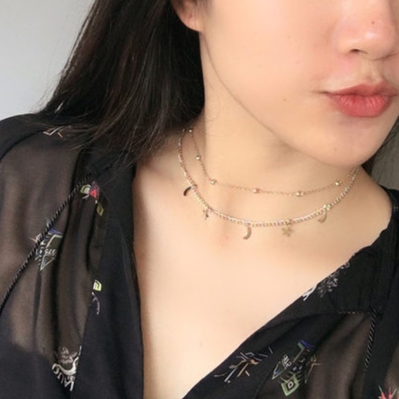 🔴🌙✨Moon & Star Choker Necklace ✨🌙 - Picture 2 of 3